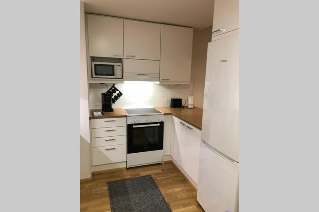 Apartamento Keskustan Kaksio 45 M2 Autopaikalla, Rautatienkatu 19, 9 Krs Oulu Exterior foto