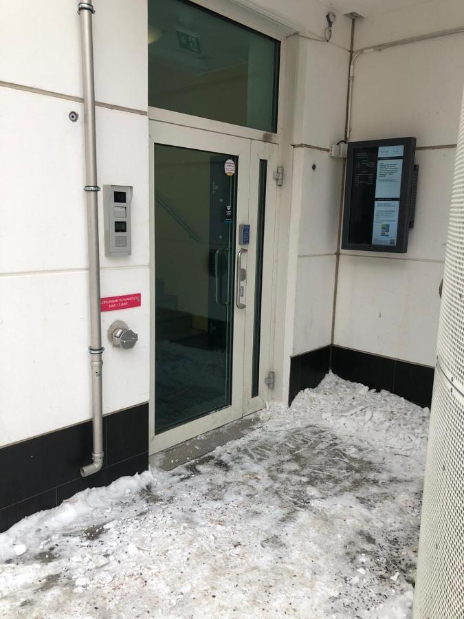 Apartamento Keskustan Kaksio 45 M2 Autopaikalla, Rautatienkatu 19, 9 Krs Oulu Exterior foto
